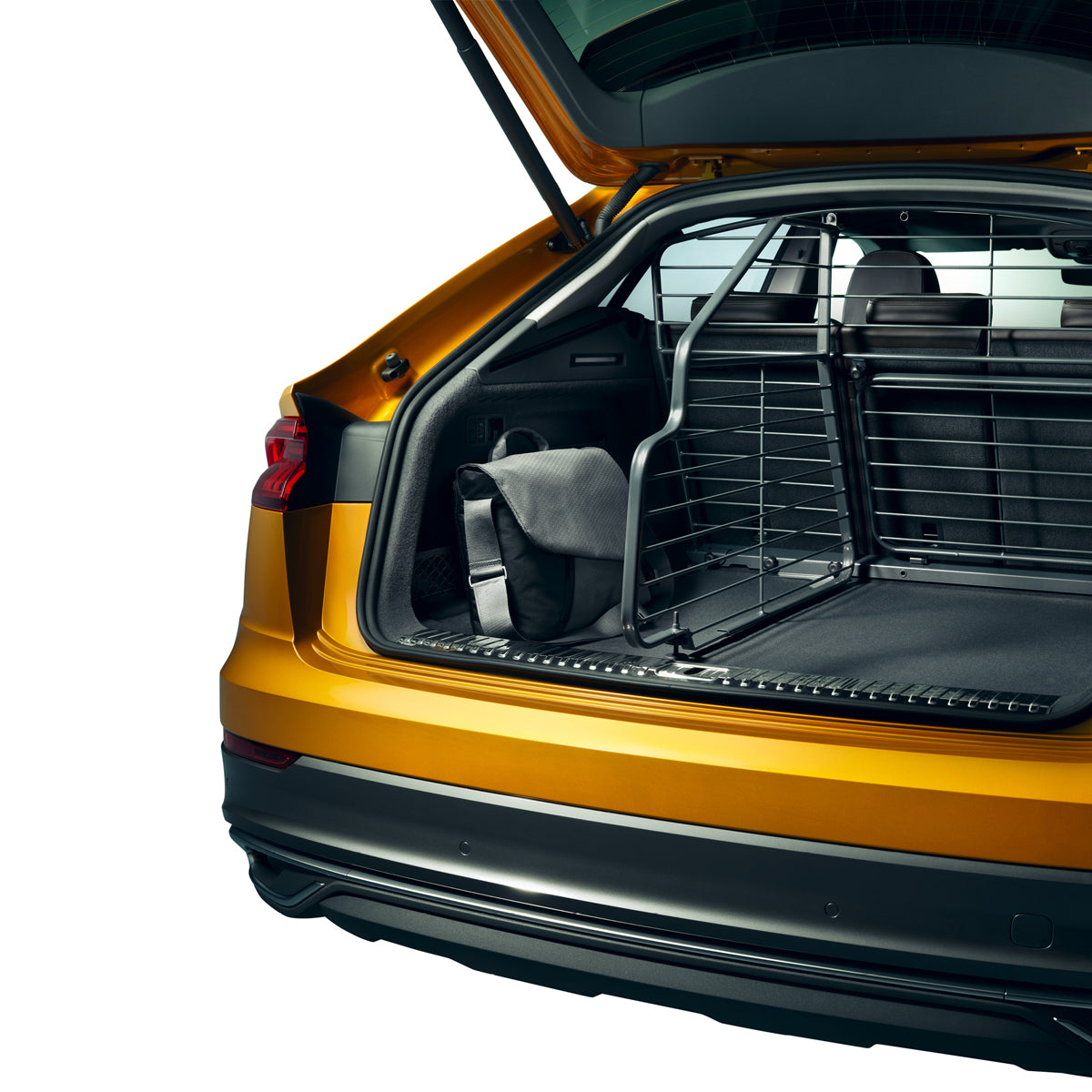 Audi Q8 Dog Partition Guard