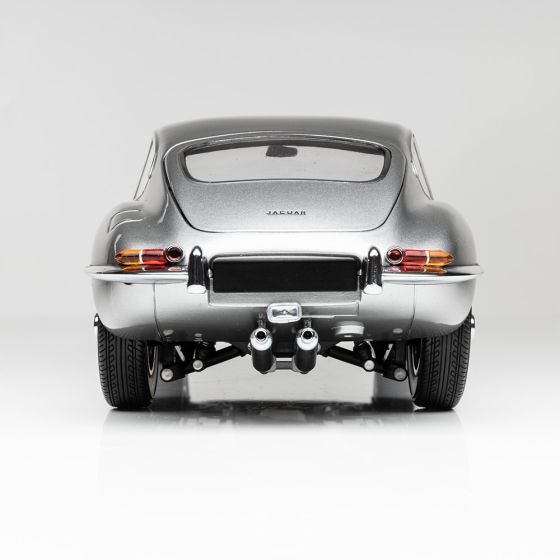 Jaguar E-TYPE Limited Edition 1:18 Scale Model
