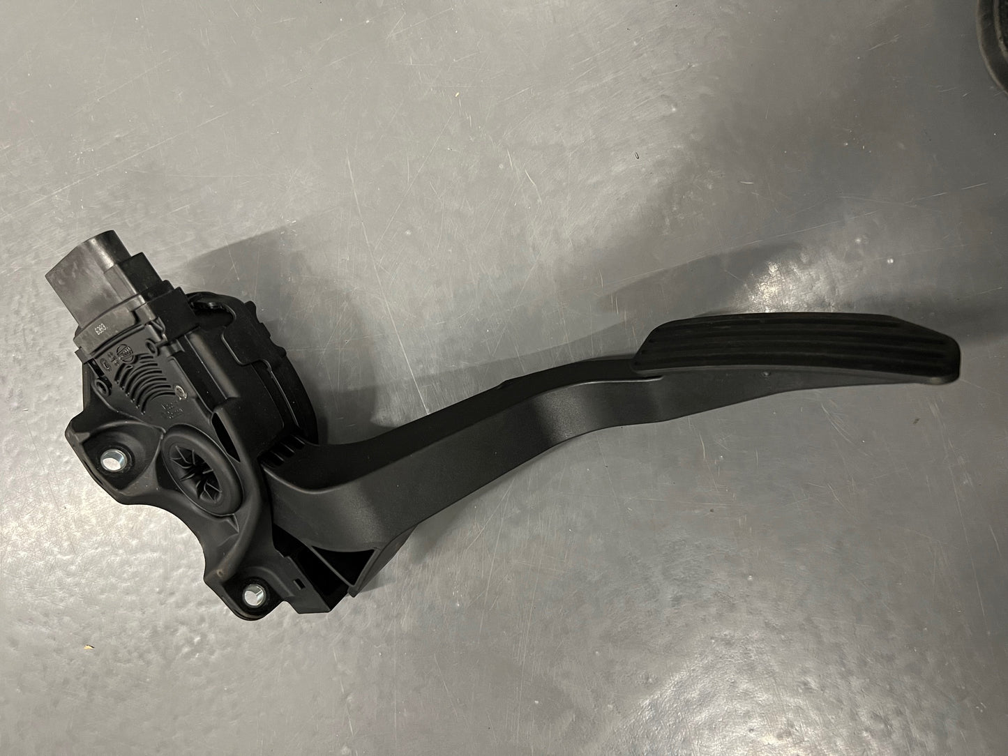 Land Rover Evoque Accelerator Pedal