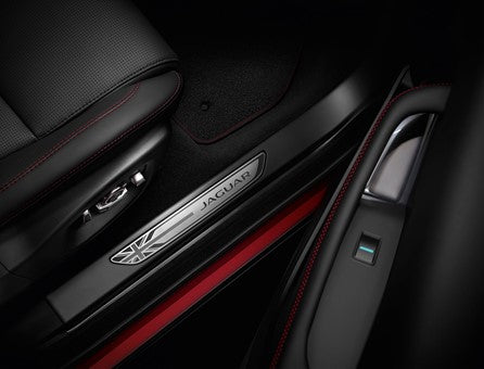 Jaguar E-PACE Union Jack Treadplates