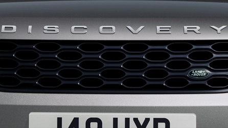 Land Rover Discovery 5 Dynamic Front Grille - Gloss Narvik Black Grille Bars and Surround