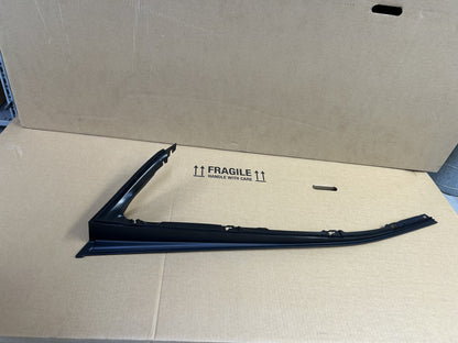 McLaren 570s ASSY Applique Finisher Door RH