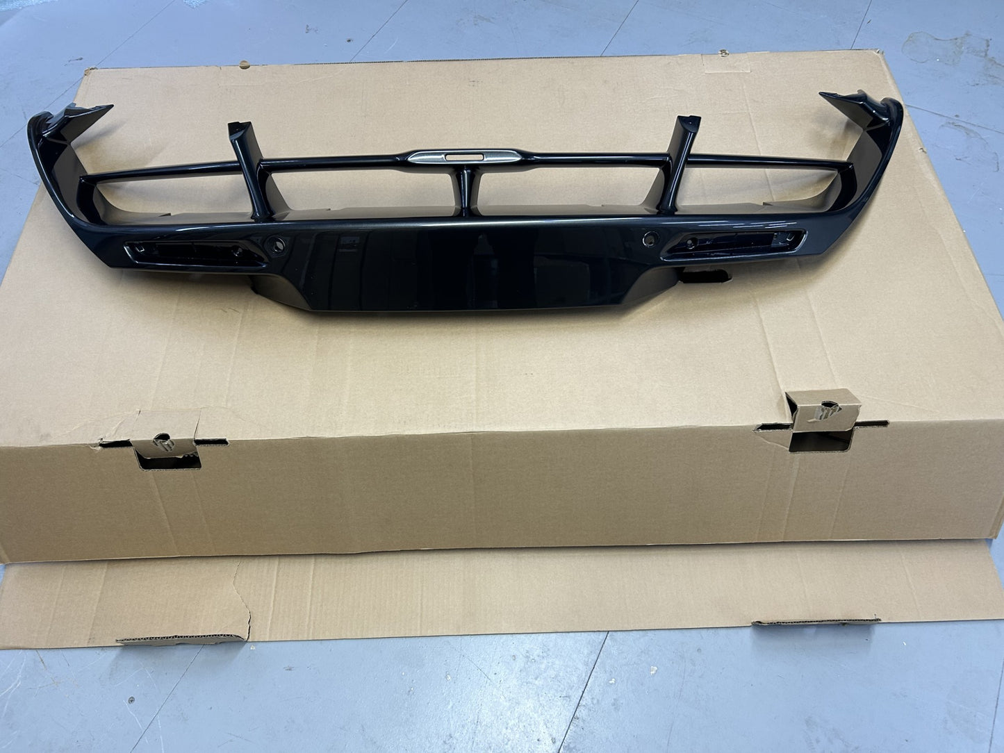 McLaren 720S Rear Bumper Centre Panel with PDC