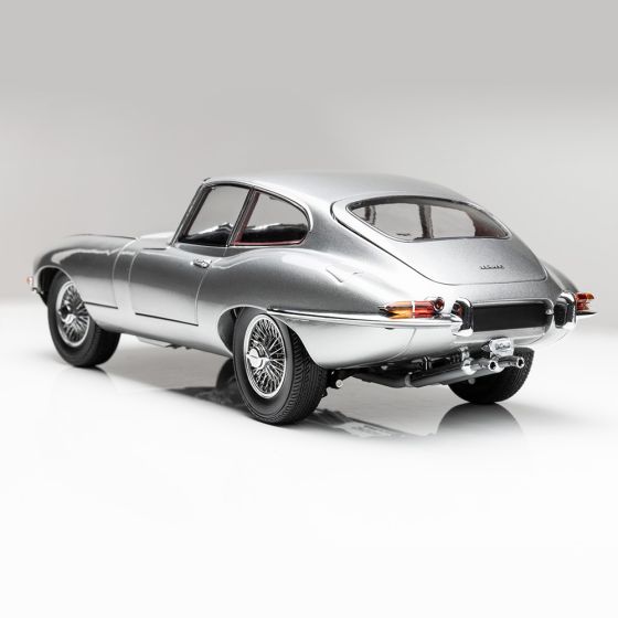 Jaguar E-TYPE Limited Edition 1:18 Scale Model