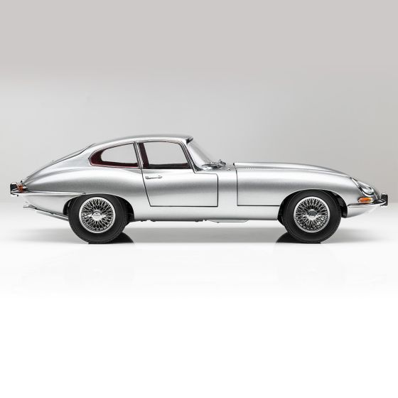 Jaguar E-TYPE Limited Edition 1:18 Scale Model