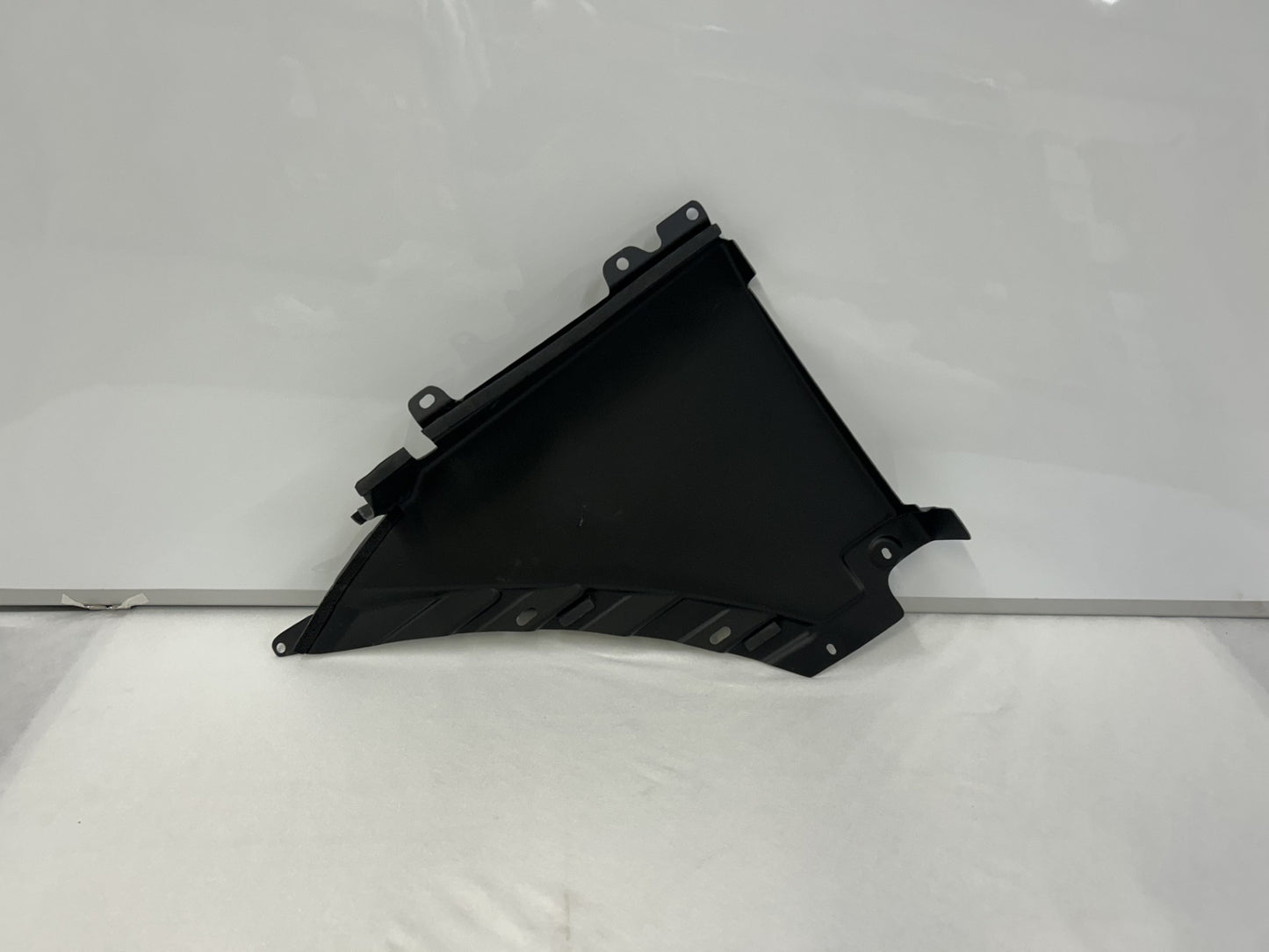 McLaren 12c RAD INLET DUCT-RR-LH-STD