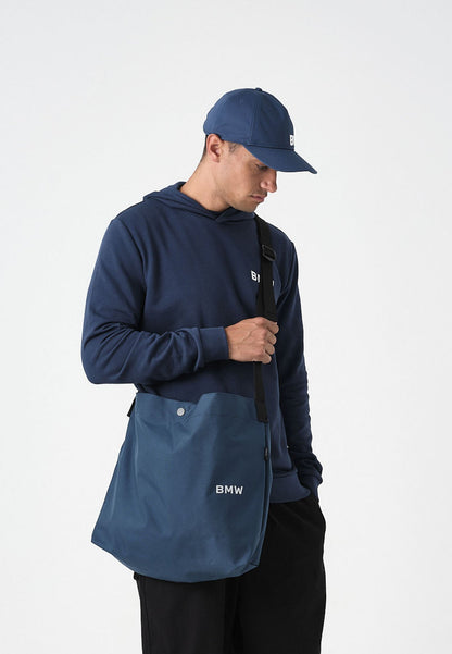 NEUE Klasse Shoulderbag