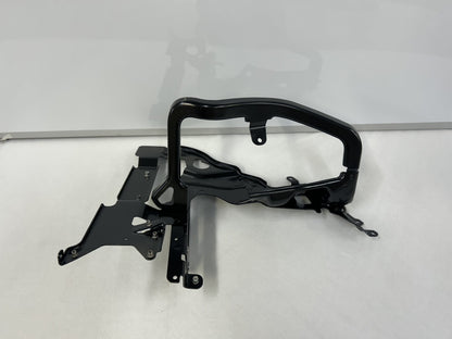 MCLAREN ARTURA (P16) LH FRONT OUTRIGGER    PART NUMBER-16AF502CP