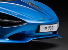 McLaren 750s Gloss Visual Carbon Fibre Front Splitter