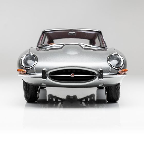 Jaguar E-TYPE Limited Edition 1:18 Scale Model