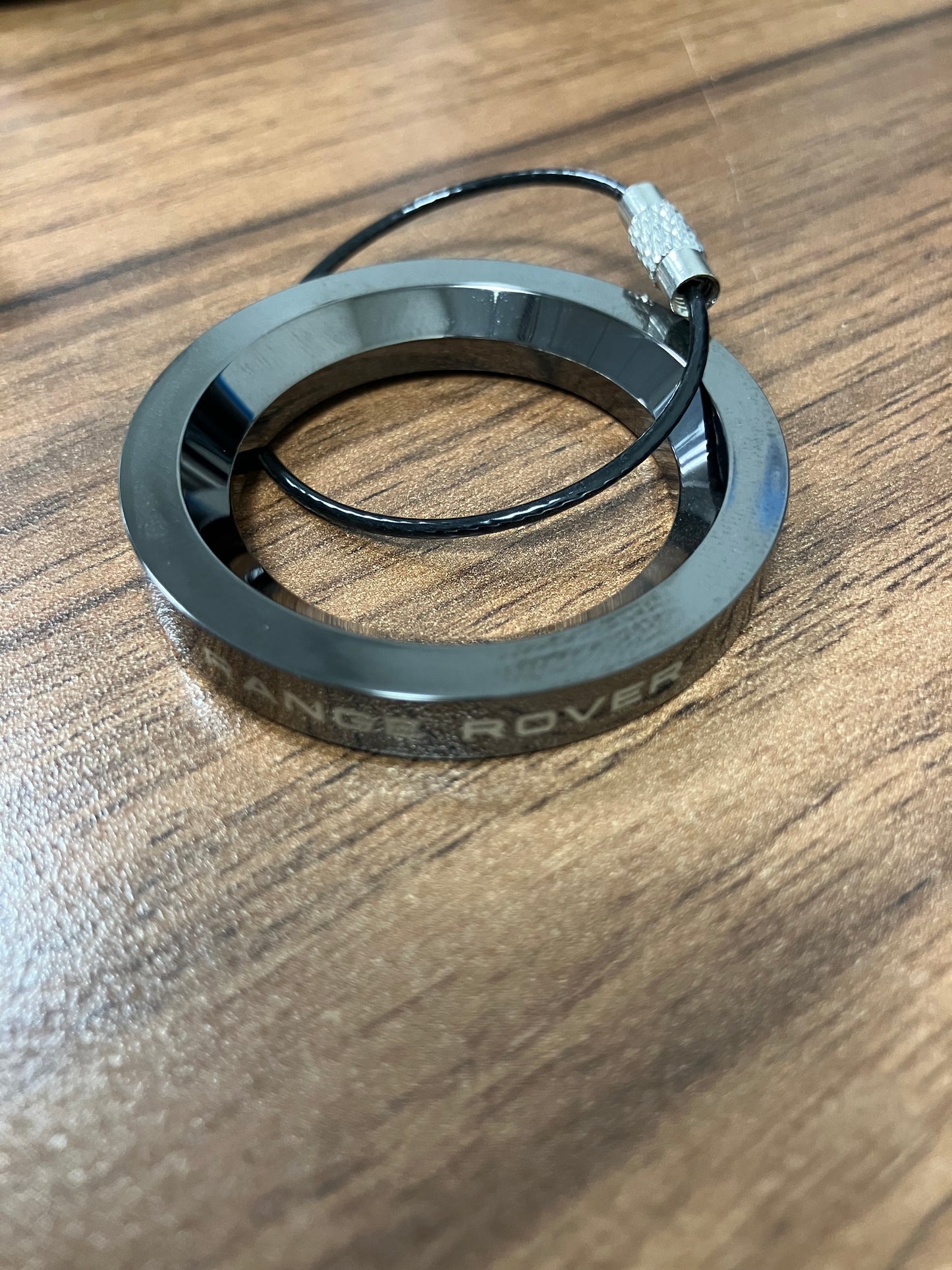 Land Rover Range Rover Round Keyring - Ex-Display