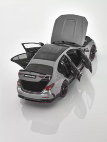 Mercedes-AMG C63 W206 - 1:18 Model