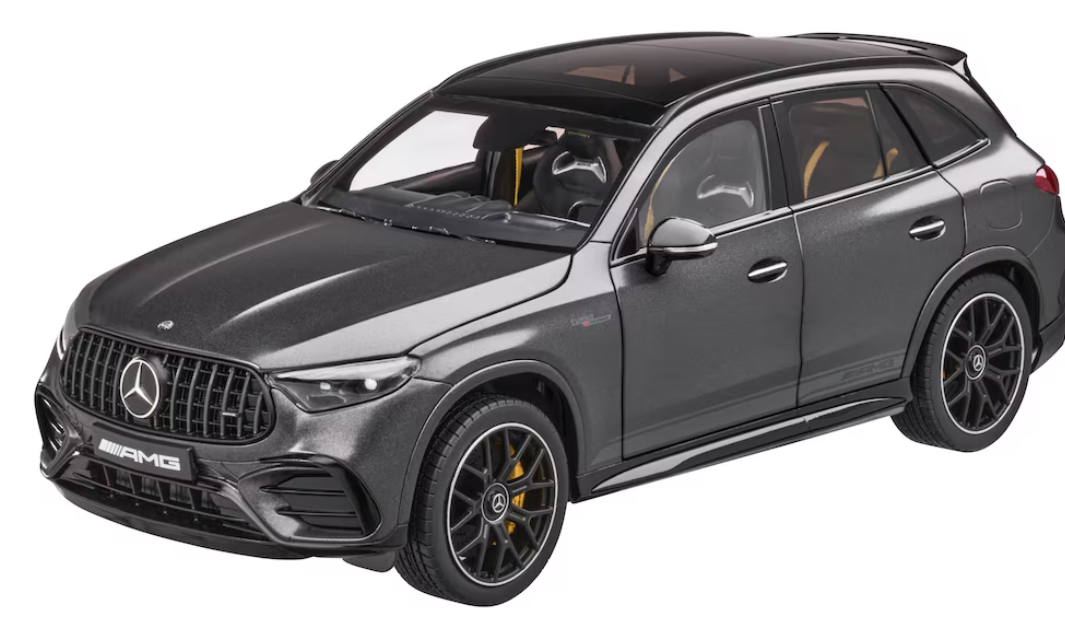 Mercedes-AMG GLC63 W254 - 1:18 Model