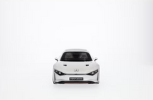 Mercedes-Benz Vision EQXX Show Car - 1:18 Model