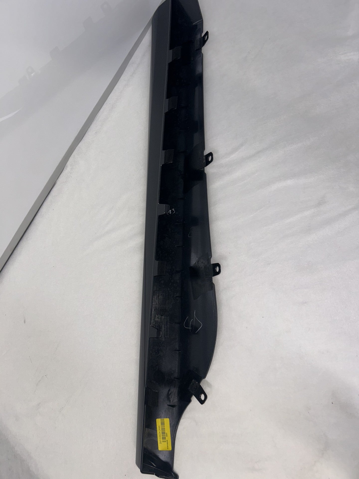 McLaren (P13) ASSY MLDG SKIRT DOOR OTR S RH