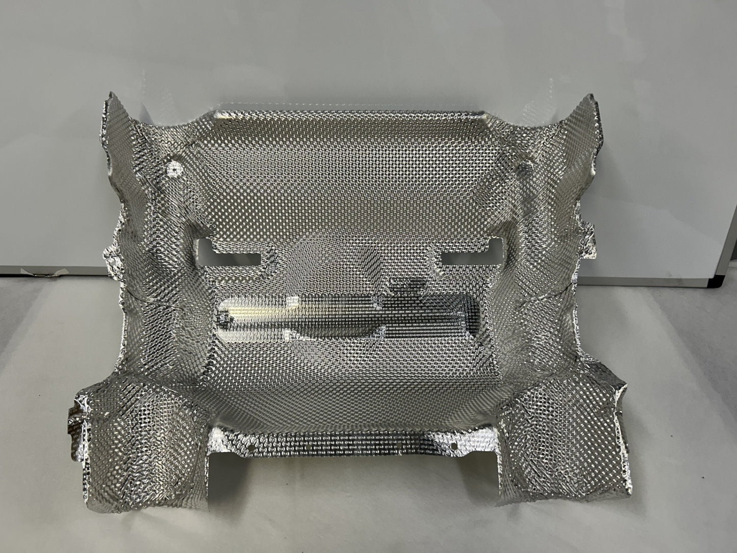 McLaren (P14) 720s Heatshield Muffler LWR