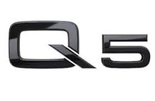 Q5 Model  Badge Black Rear